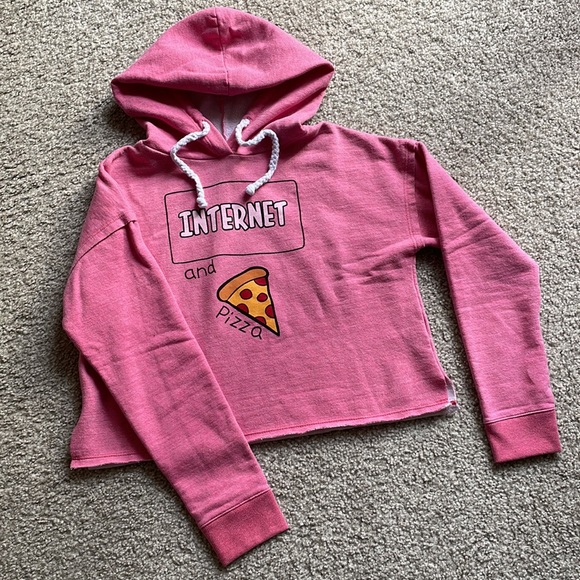 ✨Internet and Pizza Cropped Hoodie✨ - Picture 1 of 12